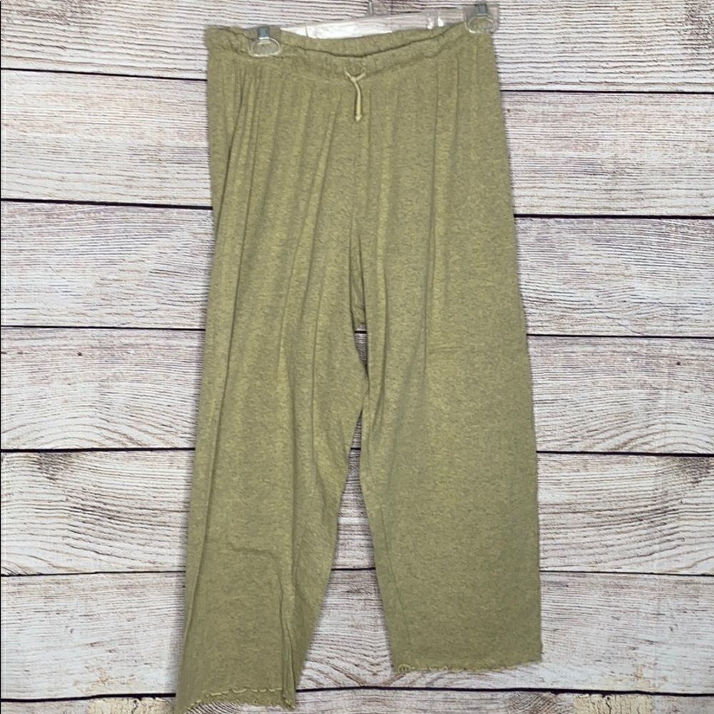 Why Not Relax Capri Lounging Pants M/L